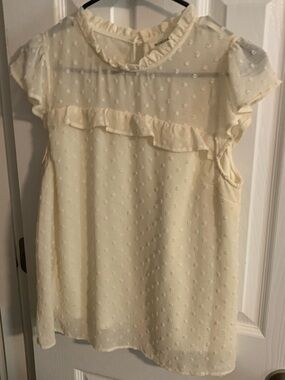 Monteau Cream Swiss Dot Ruffle Cap Sleeve Blouse